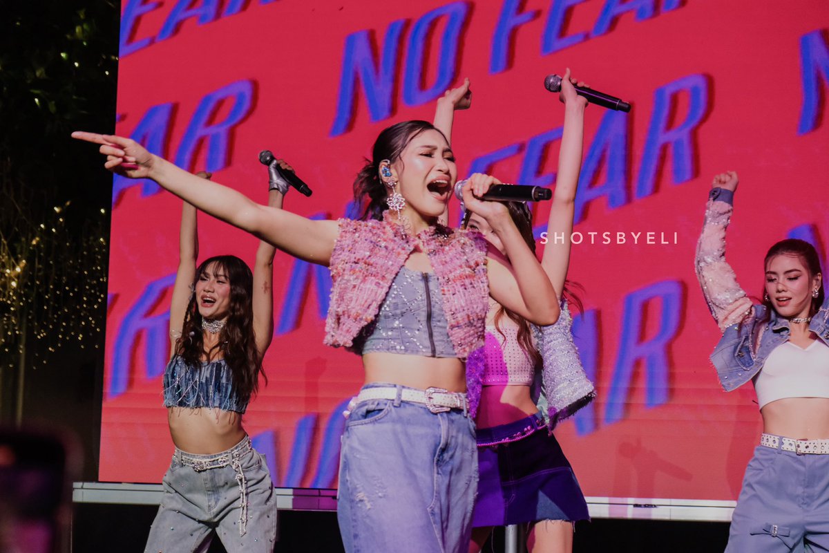 shotsbyeli_'s tweet image. ♥️😍

#BINI @BINI_ph #CreatorWeek #MusicMattersLive #MusicMattersLive2024 #BINIinSingapore #BINIxMusicMattersLive