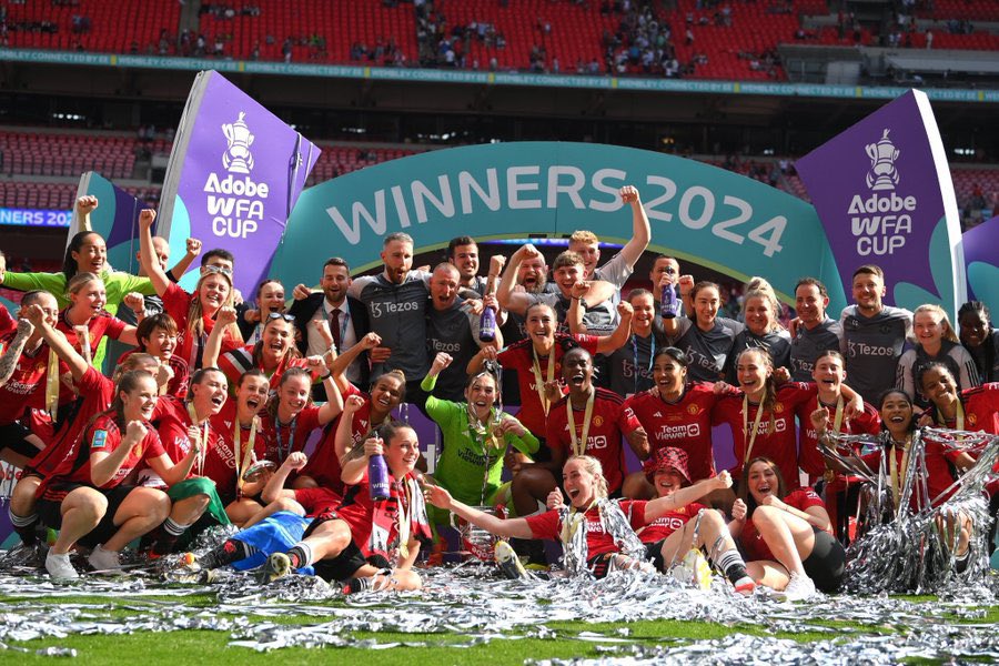 🚨🚨🎙️| Sir Jim Ratcliffe: 

“Congratulations to the #mufc women team on lifting the FA Cup today. A proud and historic moment for the team that is testament to their grit, determination and team spirit. A wonderful achievement. Many congratulations.”