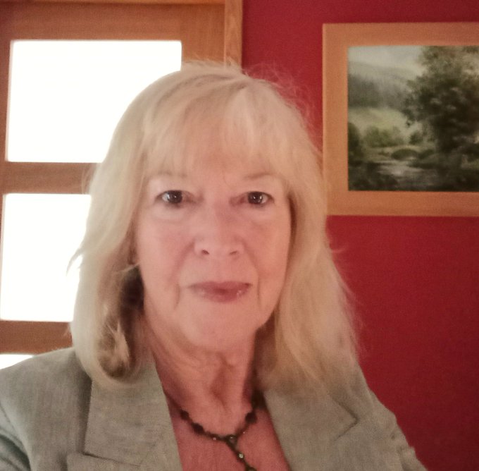 Off for lunch. Have a super Sunday. https://t.co/R0HlJnOVaX