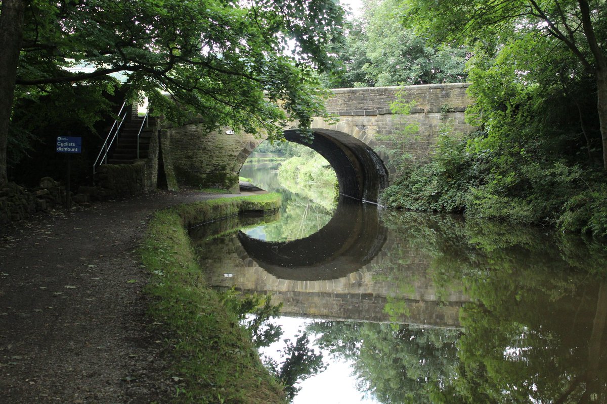 Longbottom Bridge No 4 .. Rochdale Canal #Calderdale #Bridge #LifesBetterByWater