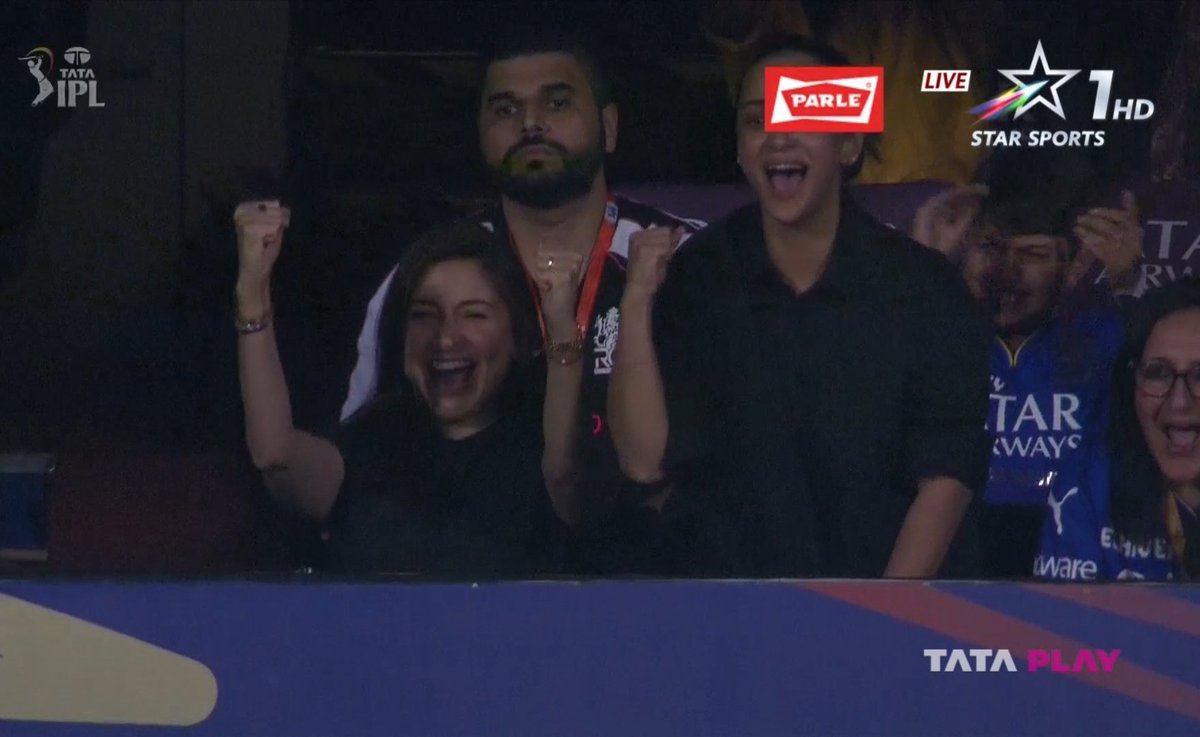 Anushka is all of us right now this is peak RCB!!