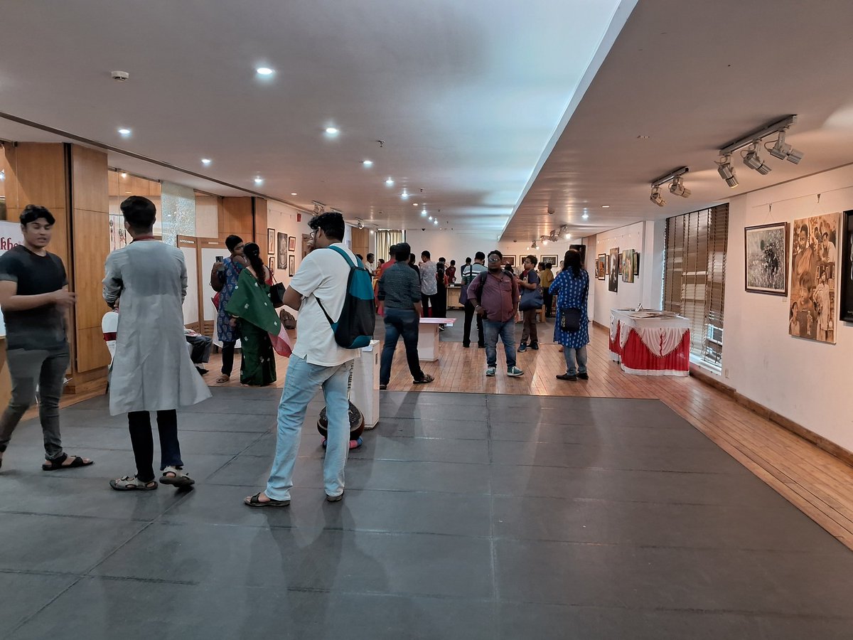 Today, was invited to visit Kaladhari's Satyayug 2024 @ ICCR Kolkata. It was the final day, good number of visitors turned up. The curated art, photography works were impressive, along with cool souvenir stalls. It was a great conclusion. Some snaps 
Stayed tuned for next one!