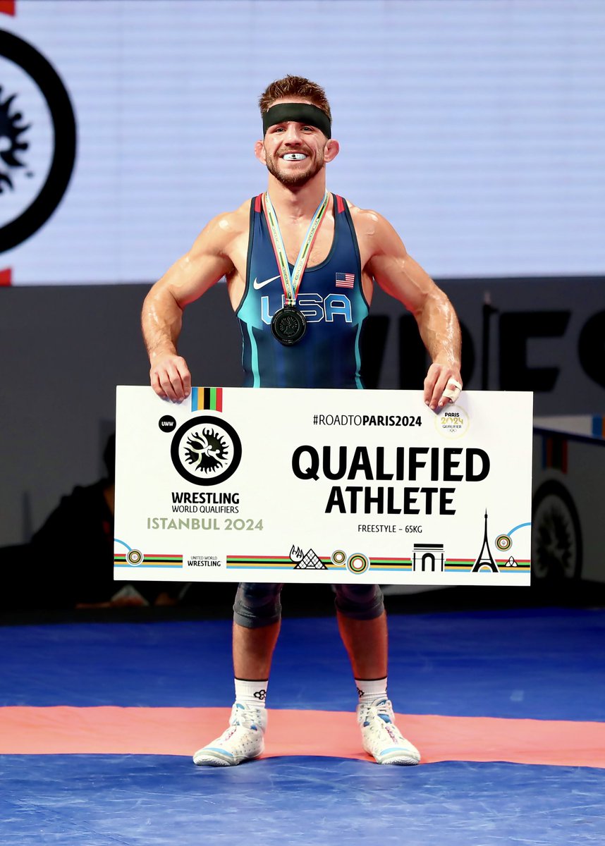 MADE IT 💥🇺🇸 CONGRATS <a href="/zaintrainusa/">Zain Retherford</a> @teamusa
Zain Allen Retherford from the United States of America won the bronze medal in the Paris 2024 Olympic Games Qualification Competitions hosted by the Turkish Wrestling Federation. #RoadToParis2024 #TURKPIXUSA #wrestleistanbul