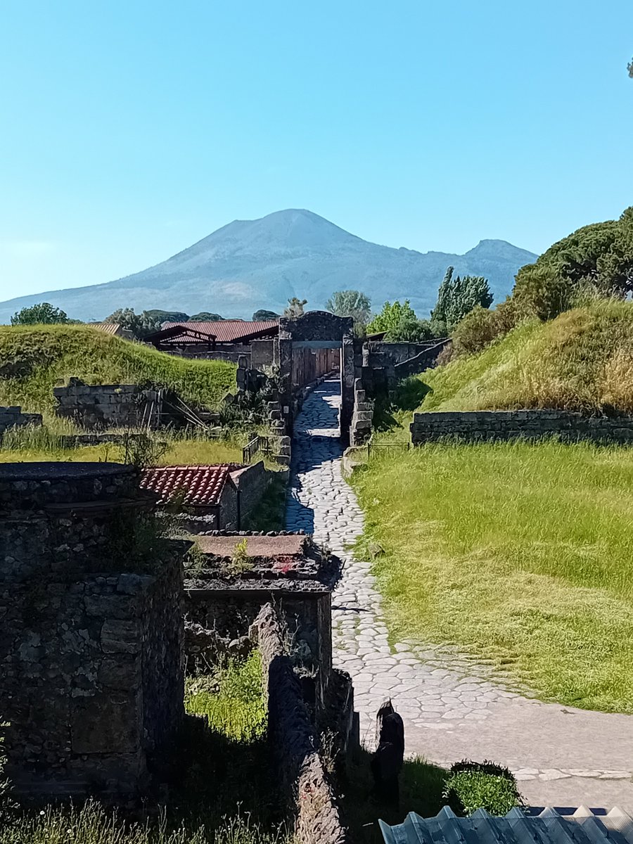 A tantalising first glimpse of #Pompeii from beyond the site fence, ahead of my (first ever!) visit tomorrow - excitement levels could not be much higher right now!