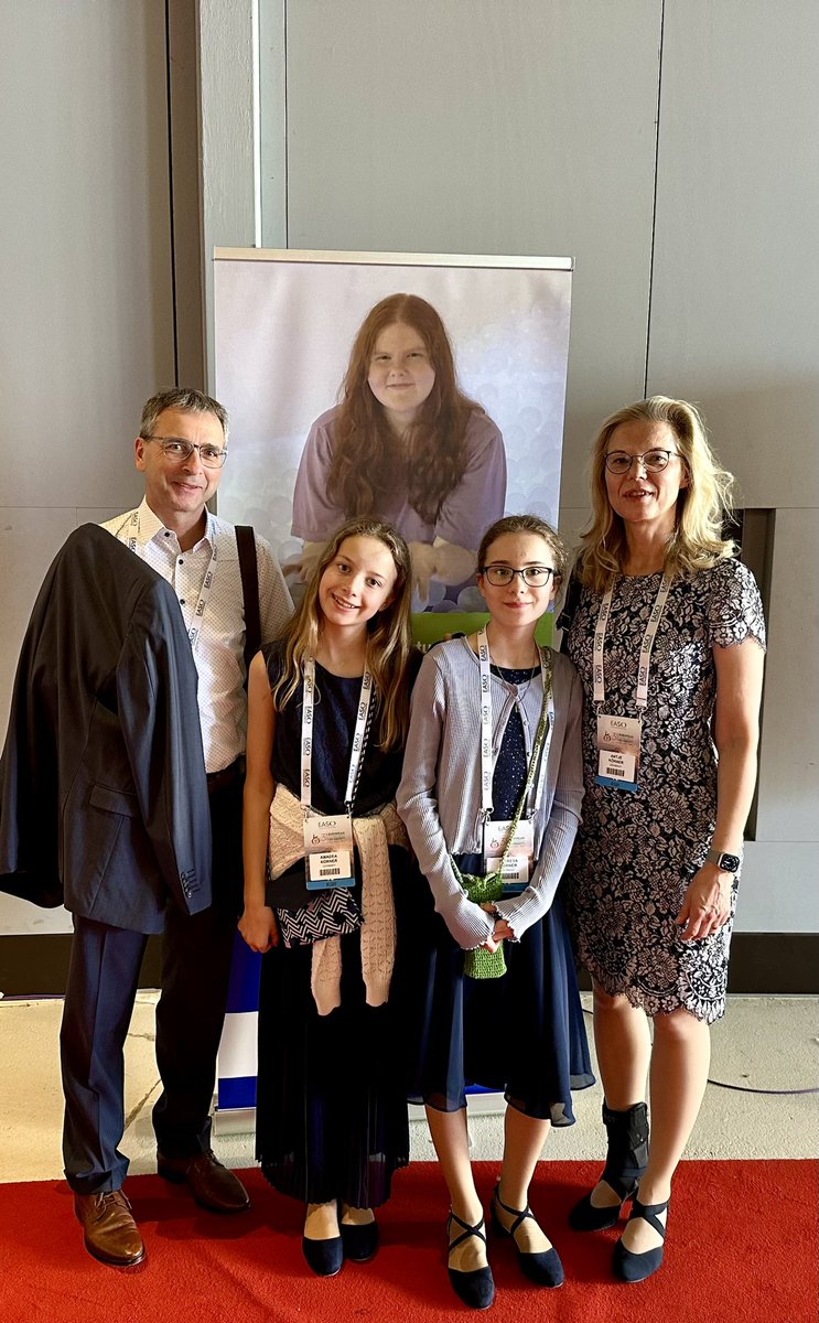 Congratulations to Professor Antje Korner — and her family. She has received the 2024 @EASOobesity @novonordiskfond Obesity Prize for Excellence #ECO2024 👏👏👏
