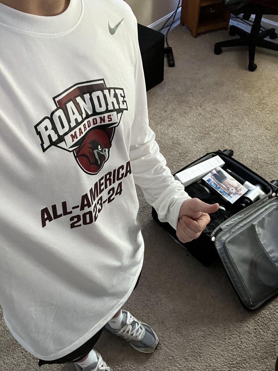 Packing up for Roanoke, Day 12! #WrestlingShirtADayInMay @NokeWrestling
 @Noke_RTC