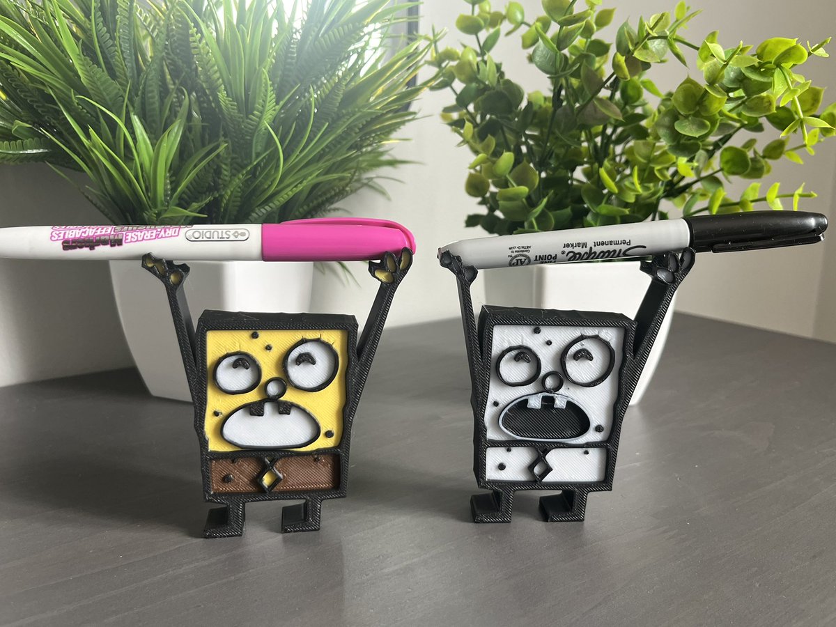 Doodlebob pen holder/joint holder nee colorways!

#penholder #doodlebob #jointholder #420gifts #stonergifts #spongebob #pencilholder 

3dstlplaza.etsy.com/listing/172261…