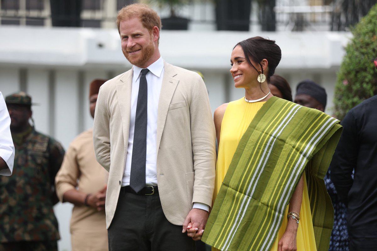Dr Anino Emuwa | Women’s Leadership Expert 🌏 (@dremuwa) on Twitter photo Happy Mother’s Day, Duchess of Sussex- Ifeoma (a beautiful and good person), Omowale (a child has come home) and Edidiong (blessing). 🇳🇬
Meghan was showered with Nigerian names, reported by Dr <a href="/NOIweala/">Ngozi Okonjo-Iweala</a>, during a Women’s Leadership event. She looks amazing in “aso-oke” Happy Mother’s Day, Duchess of Sussex- Ifeoma (a beautiful and good person), Omowale (a child has come home) and Edidiong (blessing). 🇳🇬
Meghan was showered with Nigerian names, reported by Dr <a href="/NOIweala/">Ngozi Okonjo-Iweala</a>, during a Women’s Leadership event. She looks amazing in “aso-oke”