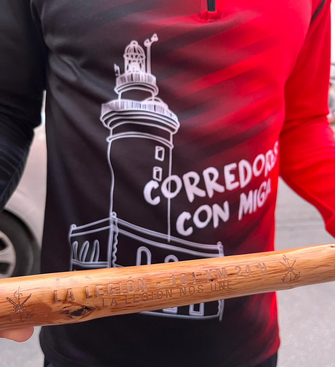 cdcconmiga's tweet photo. Los migas no podíamos faltar en los #101Ronda
Muy muy duro pero con los compañeros se hace mucho
 más llevadero https://t.co/71m65hDbr1