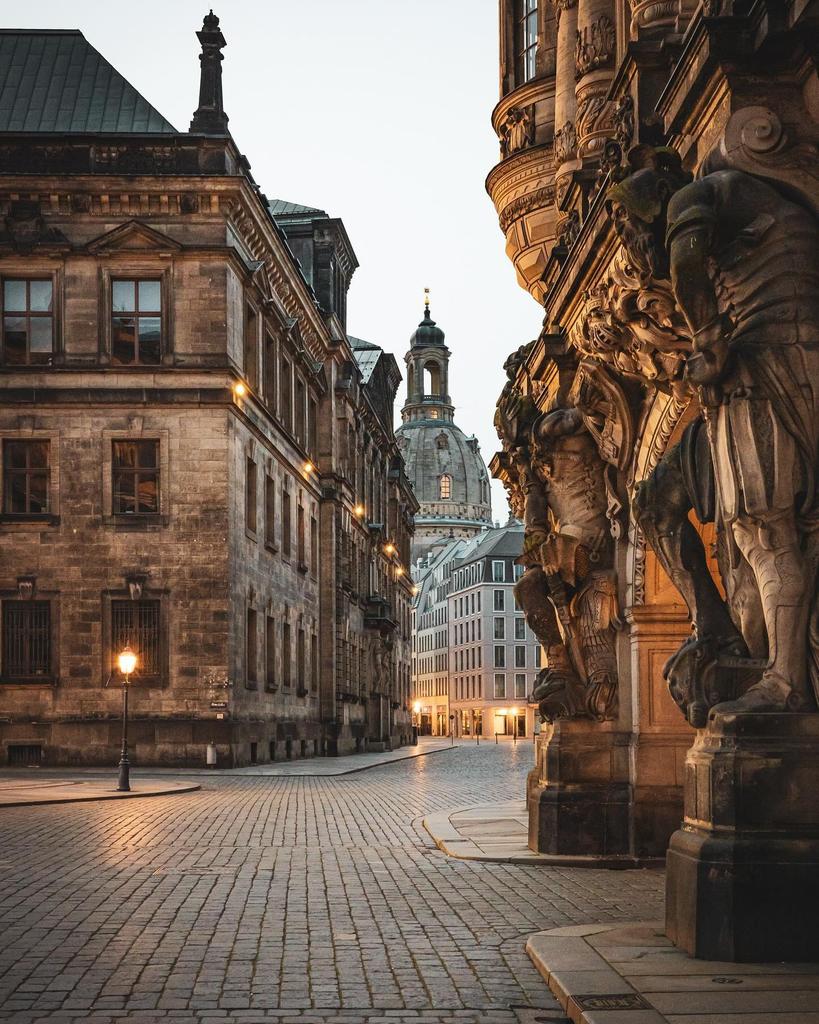 @archi_tradition We should all agree that its Dresden