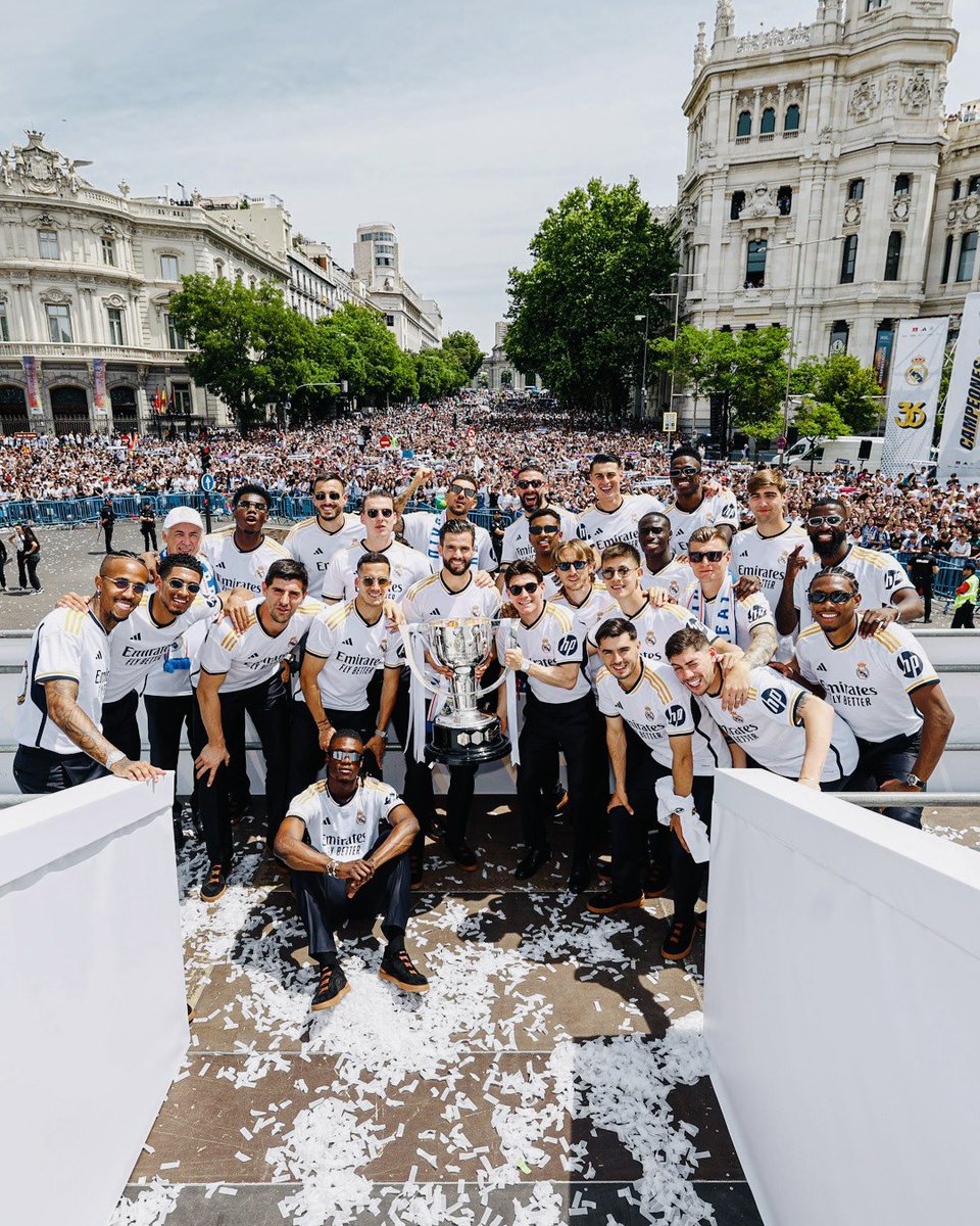 Excadogh's tweet photo. Hala Madrid. Let’s all celebrate our 36th laliga as champions. Champions league on the way 🌹🌹 https://t.co/f7nRGf70ch