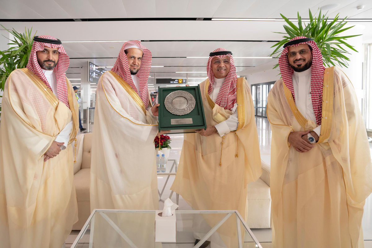 النائب العام يفتتح نيابة مطار الملك خالد في الرياض بحضور رئيس هيئة الطيران المدني #الإخبارية
