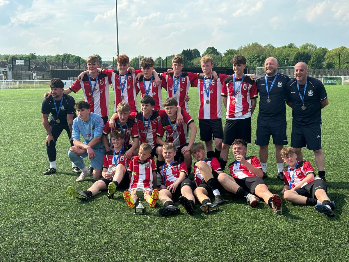 Ilkeston Town Juniors | Another trophy for one of our Ilkeston juniors sides, this time it’s the Stags who have been to play Basford at there home venue. Basford who took a two goal lead failed to keep out the Ilkeston u16’s stags as the robins clawed back the scoreline to