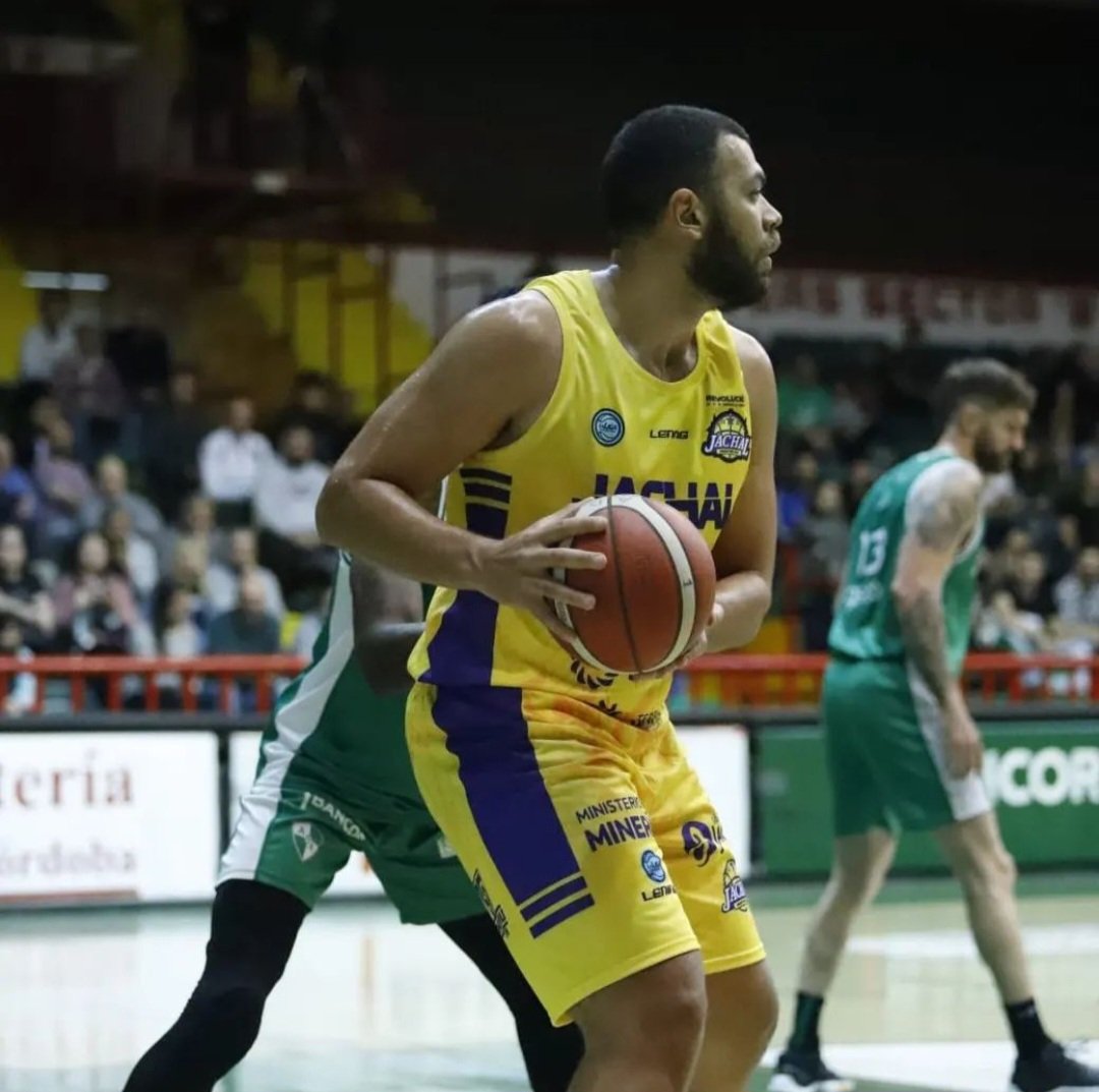 El brasileño 🇧🇷 Pedro Peçanha, pivot de 2.07, defenderá a @JuventudBasket en la @DTAFubb, su último equipo fue @jachalbasquet en la @LigaARGbasquet