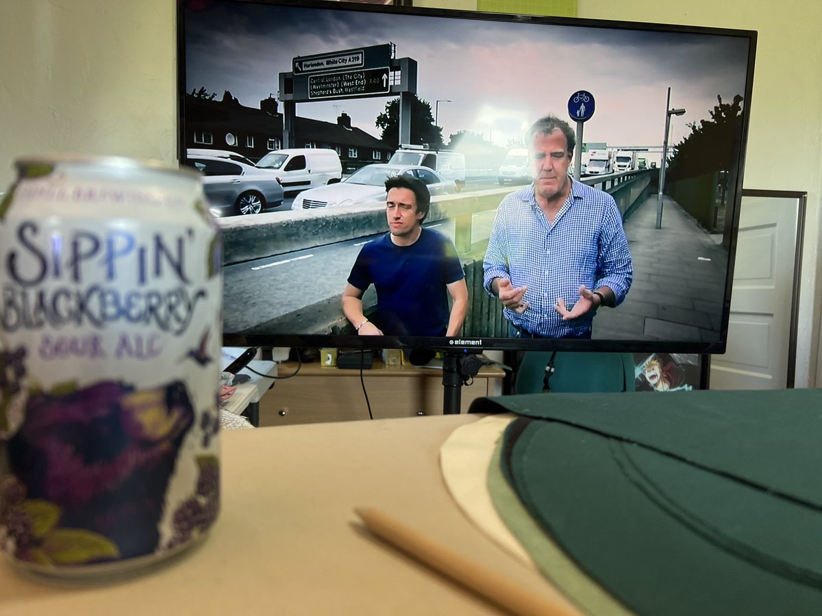 Ladybug_Cosplay's tweet image. Beer, old Top Gear and sewing. Let’s gooooooooooo…

And yes, I know it’s not quite 11am but it’s Sunday and I am an adult.