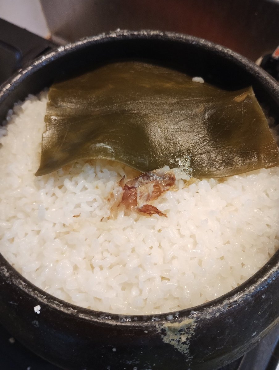 米炊けました。
いい感じです。
#白米
#土鍋