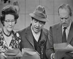 SaveRedlandLibr's tweet photo. 7:30pm TODAY on @BBCFOUR
From 1961, s1 Ep 2 of #BBC #Sitcom📺 #Hancock - “The Bowmans” directed by #DuncanWood (uncredited) and written by #AlanSimpson & #RayGalton
🌟#TonyHancock #HughLloyd #PatrickCargill #PeterGlaze #BrianOulton
@BBCiPlayer 👉 https://t.co/k62tBSKETx https://t.co/5iKxMpljlj
