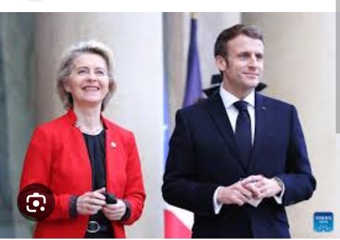 Sunshine4Media's tweet image. #MissUrsula 😊 vs #PresidentMacron 😊...
🤔!!! #DifficultTasks 🤣

x.com/EmmanuelMacron…