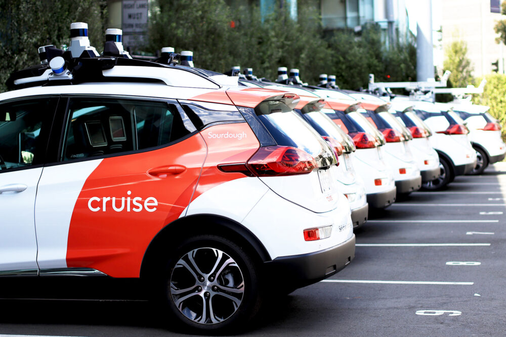 Houston’s #autonomous vehicle scene in limbo as Cruise aims to relaunch ride-hailing service houstonpublicmedia.org/articles/techn… #SelfDrivingCars #AI #IoT #5G #AutonomousVehicles #Robot #startup #startups #SmartCity #robotaxi #Travel #tech #technology #mobility #delivery #transport #Auto