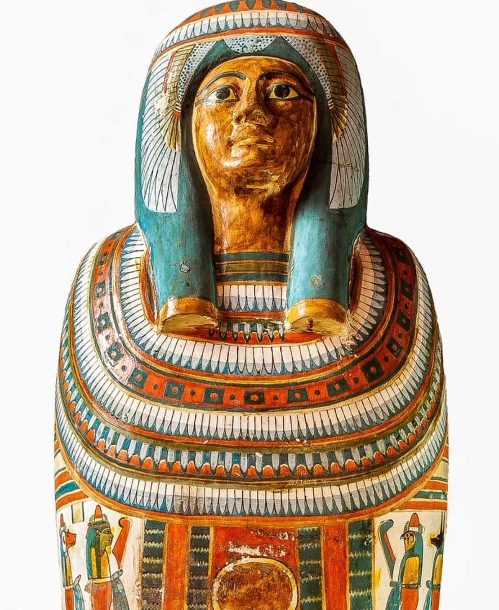 Coffin of Meresamun 🇪🇬

Period: Third Intermediate, Dynasty 22.

Archaeological Site: Egypt. 

Present Location: Oriental Institute, Chicago.

#ancientegypt