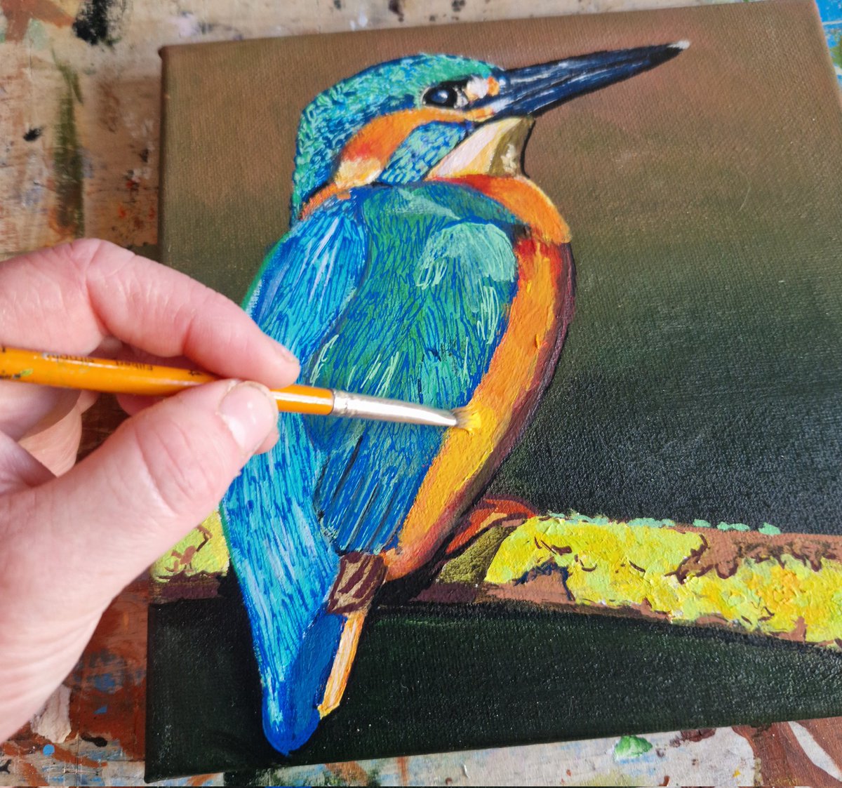 1/6 of my mini canvas art 🥰 What do you think? 😊 #KingfisherArt #CanvasPainting #NatureInspired #BirdArt #SmallArtwork #ArtisticExpression #WildlifePainting #ColorfulBird #ArtLovers #ArtisticCommunity #FineArt #MiniatureArt #TinyCanvas #ArtisticCreation #ArtisticJourney #Bird