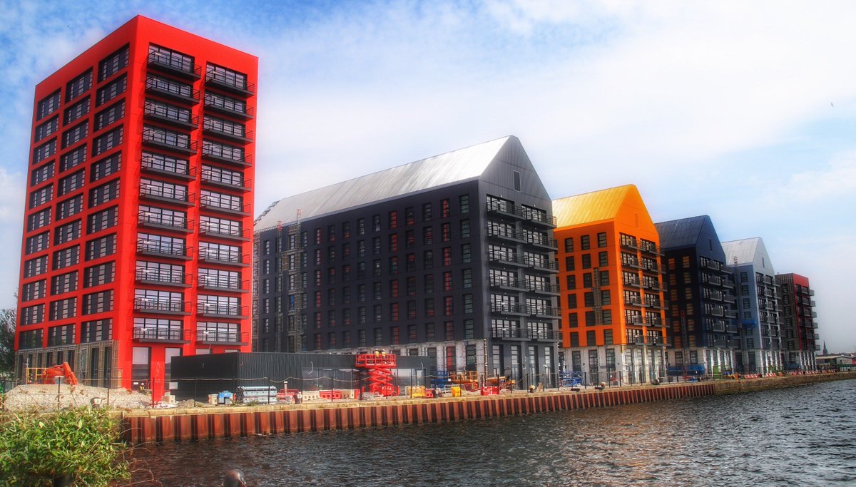 @WirralWaters Miller’s Quay development today. Progressing well #newhomes #wirralwaters #photography
