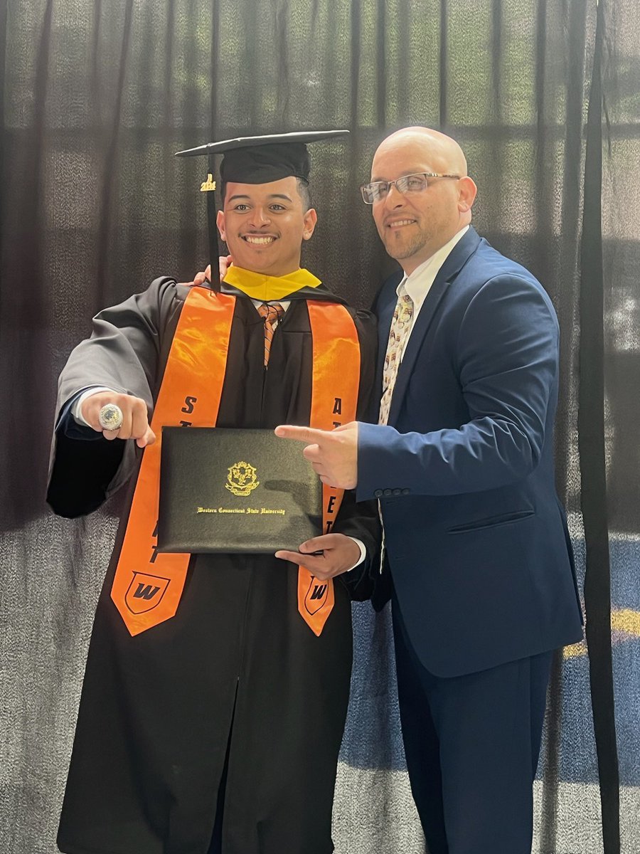 To have a dad send me this picture 8 years after I last coached his son tells me the relationships, life lessons, and shared moments were real and appreciated. Congrats @KevFranceschini on your graduation from college. As always you need to #PrepareForGlory #BXChargerAlum