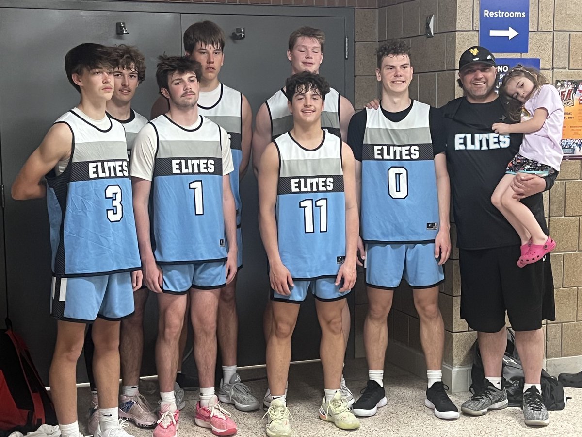 DAK Hoops (@dakshoops) on Twitter photo Red River Valley Elites! First time at #PHBATL and they end the weekend with a buzzer🚨beating shot from Kyler Droog! <a href="/PHCircuit/">Prep Hoops Circuit 🏀</a>
<a href="/Kldroog17/">Kyler Droog</a> <a href="/BryceLaxdal/">Bryce</a> Red River Valley Elites! First time at #PHBATL and they end the weekend with a buzzer🚨beating shot from Kyler Droog! <a href="/PHCircuit/">Prep Hoops Circuit 🏀</a>
<a href="/Kldroog17/">Kyler Droog</a> <a href="/BryceLaxdal/">Bryce</a>