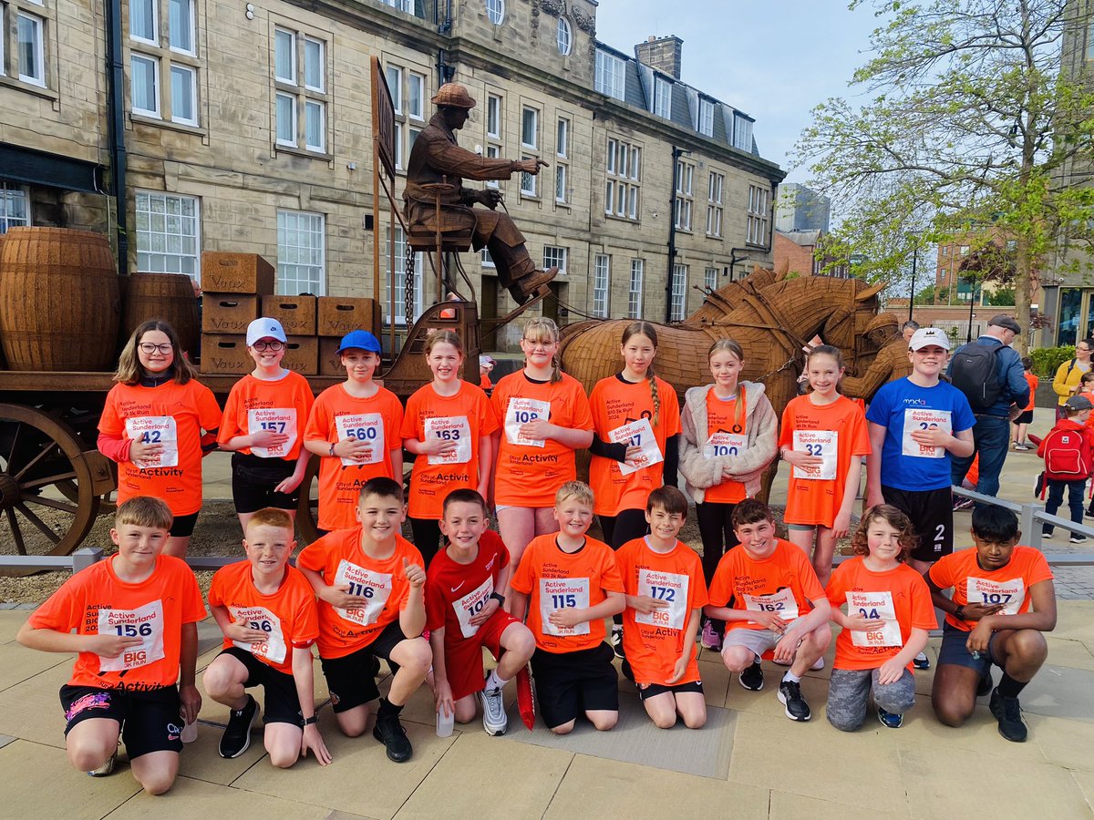 St_Benets's tweet photo. What a fantastic morning at the Sunderland 3k🤩 The Y6’s were utterly amazing and everyone is so proud of them🚀👏❤️ #SBRUNCLUB2324
#SBY62324 https://t.co/BZK4NY8RhI
