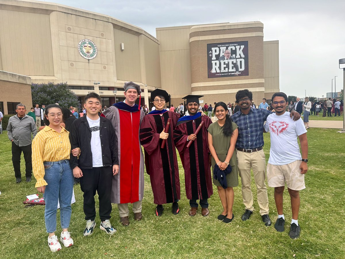 KailashArole's tweet photo. "The tassel was worth the hassle! PhD complete!” 👨‍🎓 
Guided by the best advisor! Thank you @MicahJGreen for your unwavering support throughout my PhD journey. @TAMU @TAMUEngineering https://t.co/Dsjwp7rX1r