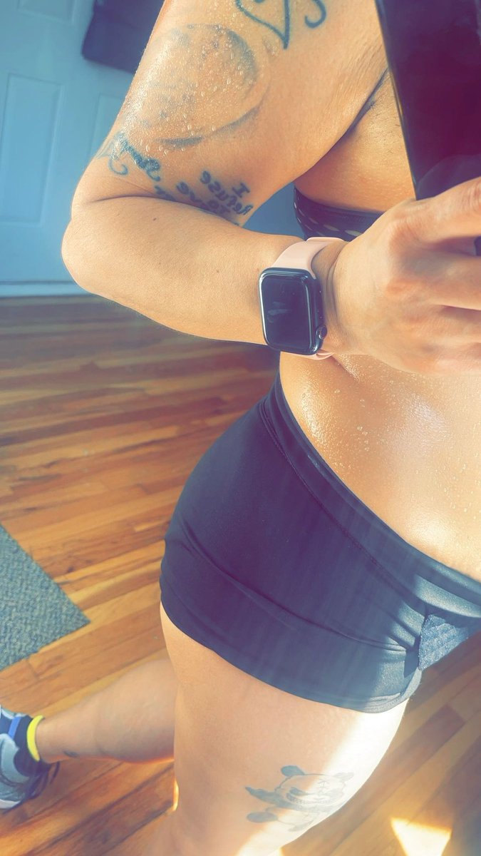 SueHappy3's tweet photo. First a little cardio! Then #protein filled breakfast.. #mothersday2024 #grandmasue #homeworkouts were I can be myself in my chubby little imperfect self.. 

Please no one come on this app to lie! “You look good” I’ve seen what you’ve liked and shared! 🤣🤷🏻‍♀️💅 

#rawpost https://t.co/KQzQFGO47v