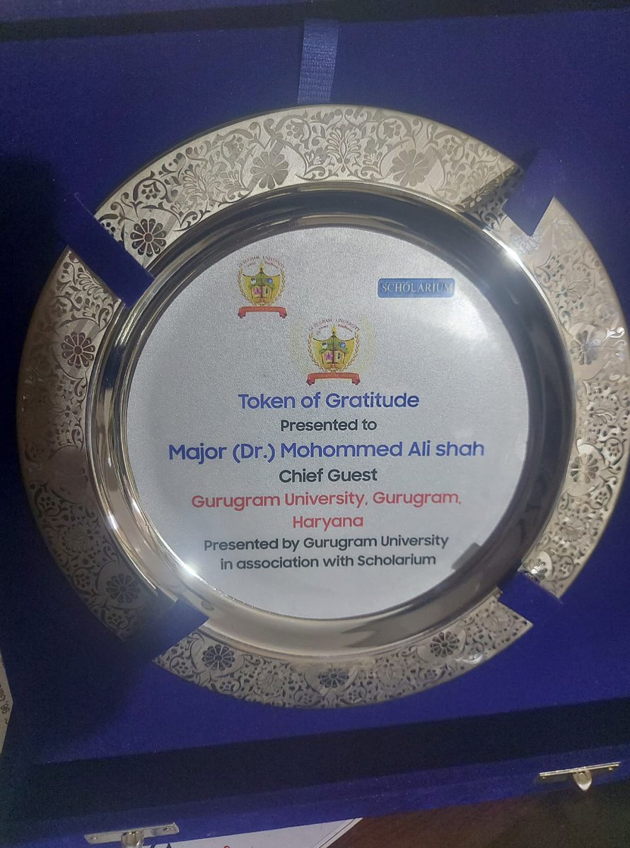 It was an honour 🎖 to be invited to the Prestigious Gurugram University as the'Chief Guest',for a very well organized MUN programme today @aajtak @ABPNews @adgpi @ANI @ani_digital @BhaaratExpress @CNNnews18 @easterncomd @htTweets @IAF_MCC @indiatvnews @aajtak @indiannavy @ndtv
