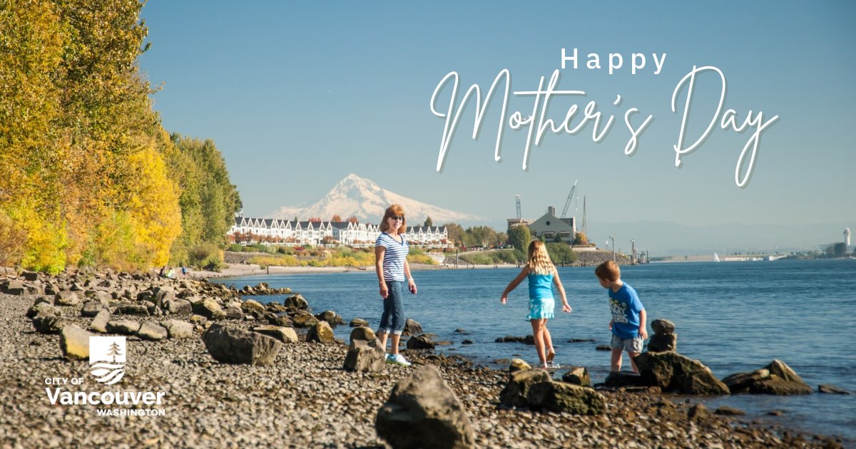 Happy Mother’s Day! To all of the Vancouver mamas and mother figures: Thank you for all that you do 💐🙏 #vanwa