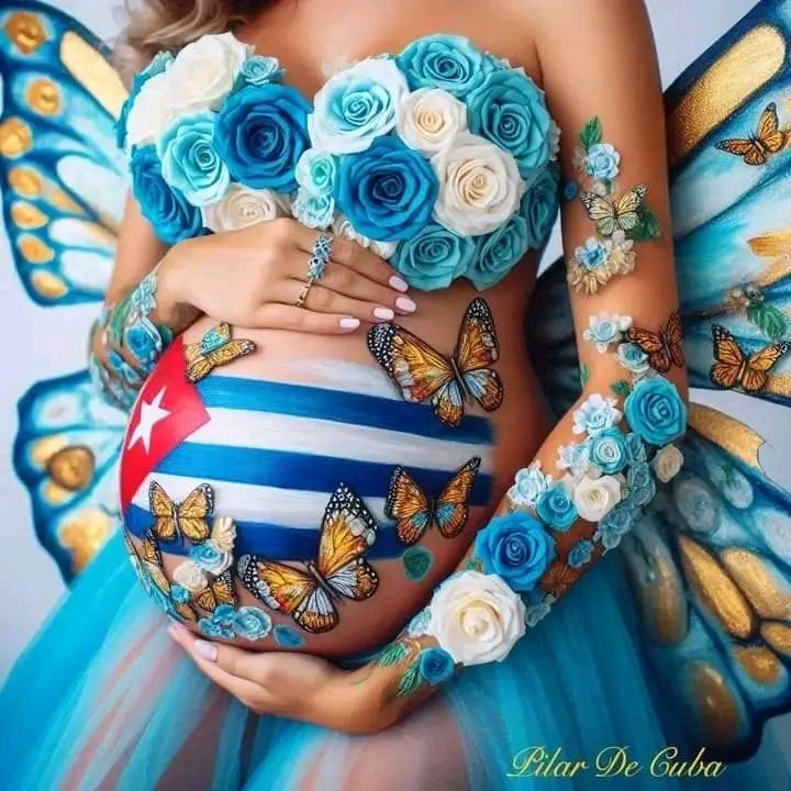 Ser madre es una maravilla, pero ser madre cubana, es el más grande privilegio! FELICIDADES MAMÁ ❤️🇨🇺❤️