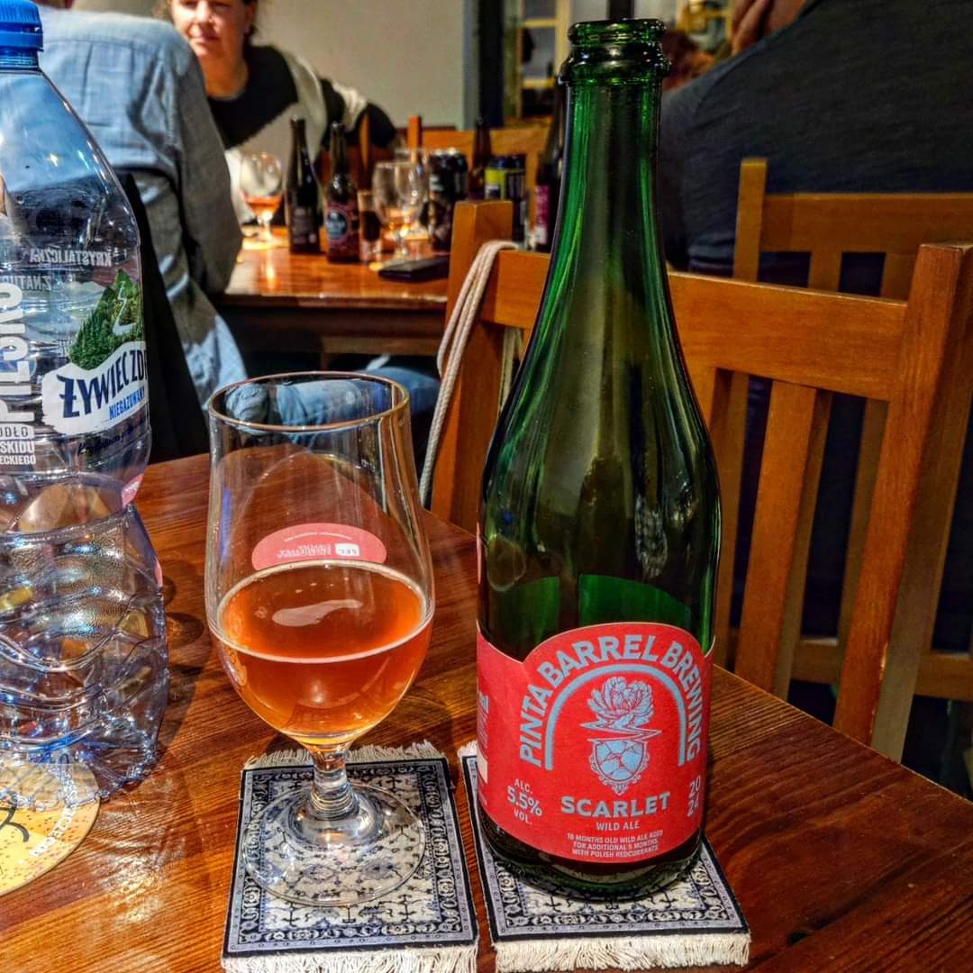 Pinta Barrel Brewing – Scarlet – Wild Ale – 18 Months Old Wild Ale Aged for Additional 5 Months with Polish Redcurrants (****) 5,5% #beeronthecarpet