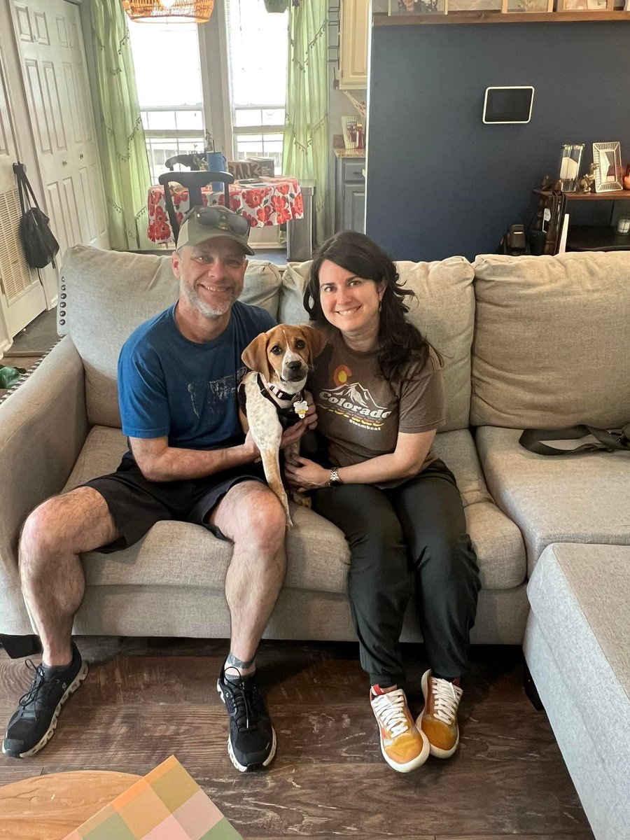 Goldie just packed her beagle bags and is relocating to Asheville! Congratulations to the new family ❤️