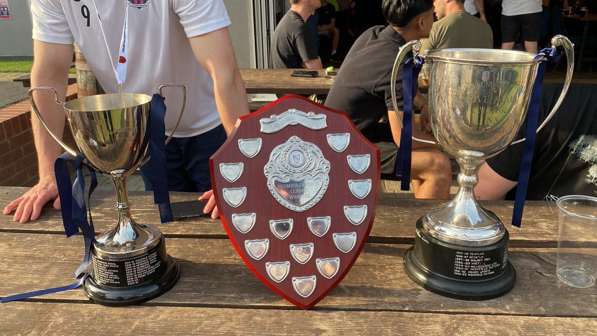 wdffc8's tweet image. A great game at Heybridge today. Congrats @AtleticoMaldon on your CC win. Nice to see you take up the baton of smashing @Priorysportsfc after we retired from the competition. #priorygetbatteredeverywheretheygo #priorysportsisfallingdown #whoisLanceAtkins
