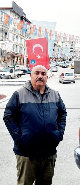 Gece gündüz çalış her yerdeki dostlara ulaş okul sorumlusu ol skm aç tüm toplantı mitinglere katıl rendevu bile alama akp tepeden baktığı için kaybetti aynı hastalığa yakalanmayın arkadaşlar