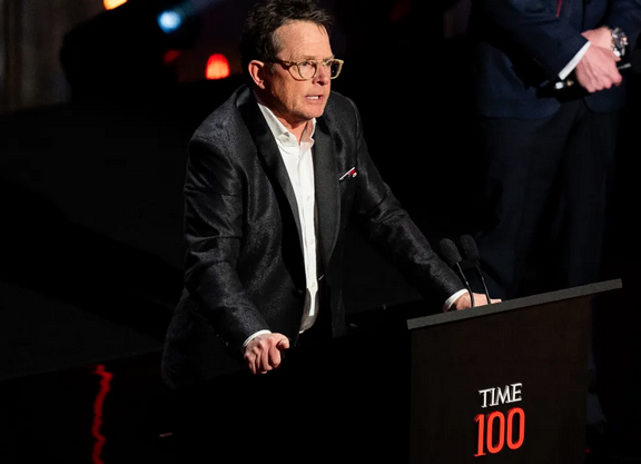 🌟Watch tonight @ABCNetwork 10pm(Next Day @hulu) Special TIME 100: THE WORLD'S MOST INFLUENTIAL PEOPLE OF 2024 #Time100 @TIME w/ Host @tarajiphenson Featuring Performers @DUALIPA @TasiasWord - TIME Impact Award to @realmikefox About bit.ly/3Nstpm0