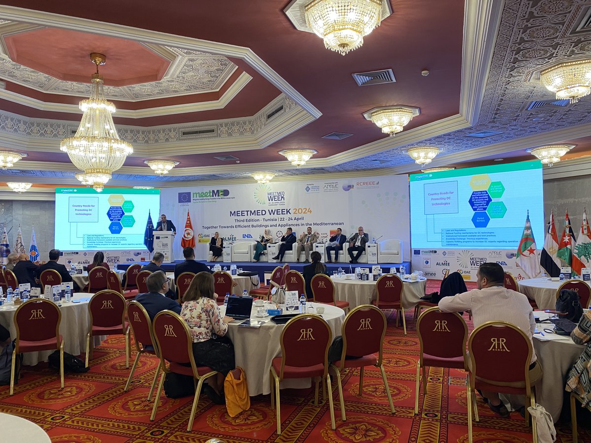 meetMED1's tweet photo. Heartleft thanks to our wonderful panelists for your insightful contribution at #meetMED_WEEK2024 high-level session "Shaping a Sustainable Future: A Comparative Analysis of District Cooling in the Region"👏👏@RCREEE, @ACUD_eg 🇪🇬 @ANMETunisie 🇹🇳 @AlmeeLB 🇱🇧 #APRUE🇩🇿 @RSSJor 🇯🇴 https://t.co/5BXF6EjjqU
