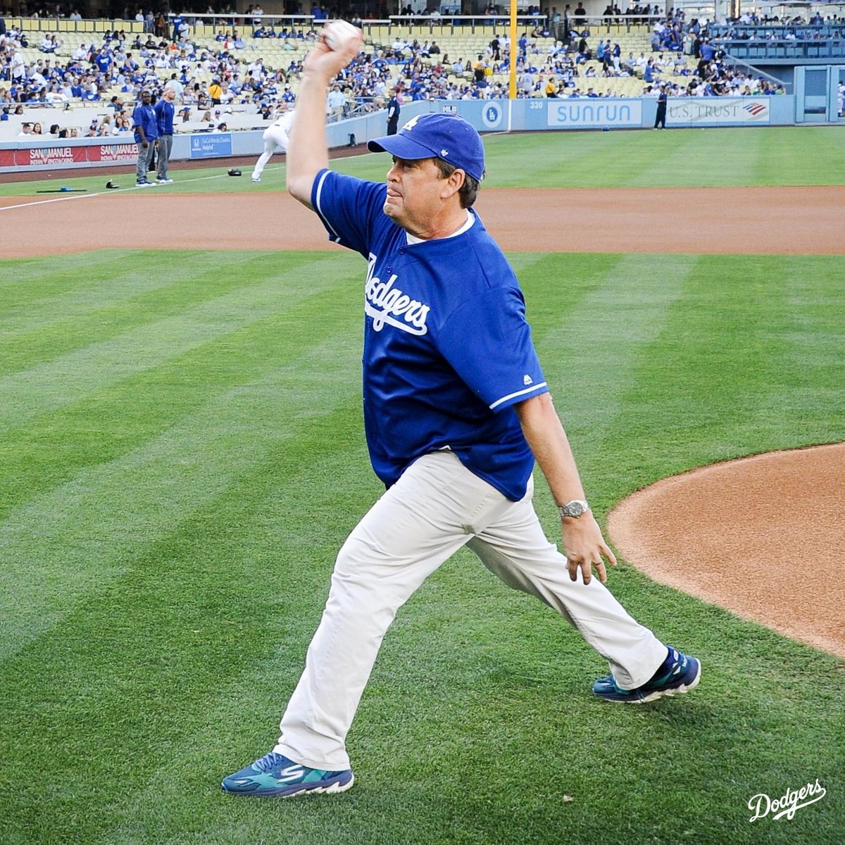 The Los Angeles Dodgers are saddened by the sudden passing of Sam Rubin. We send our sincere condolences to his family and friends.