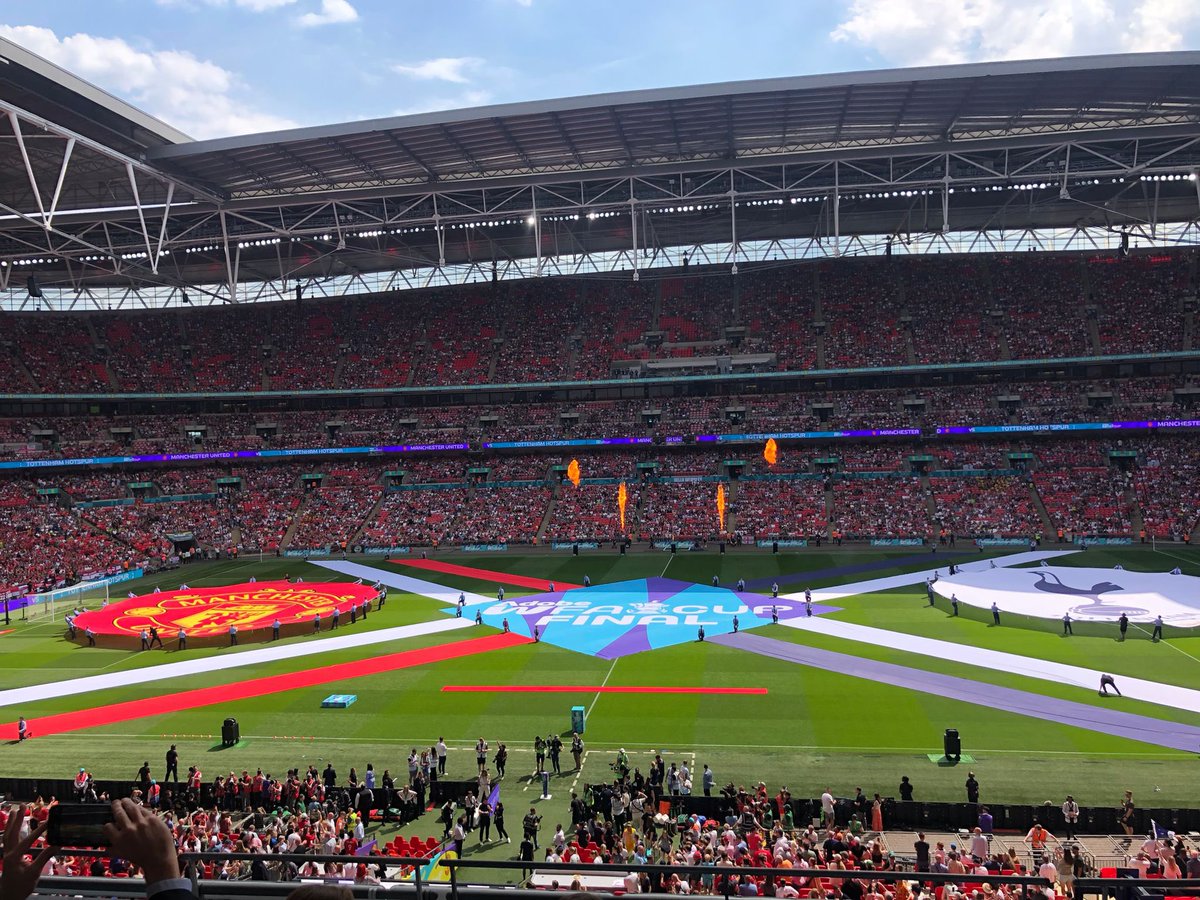 Great to be at Wembley for the Women's FA Cup final! A fantastic goal from @ellatoone99 and comprehensive victory. Congratulations to @ManUtdWomen and well done to all those helping to make the women's game the strongest I've ever seen!