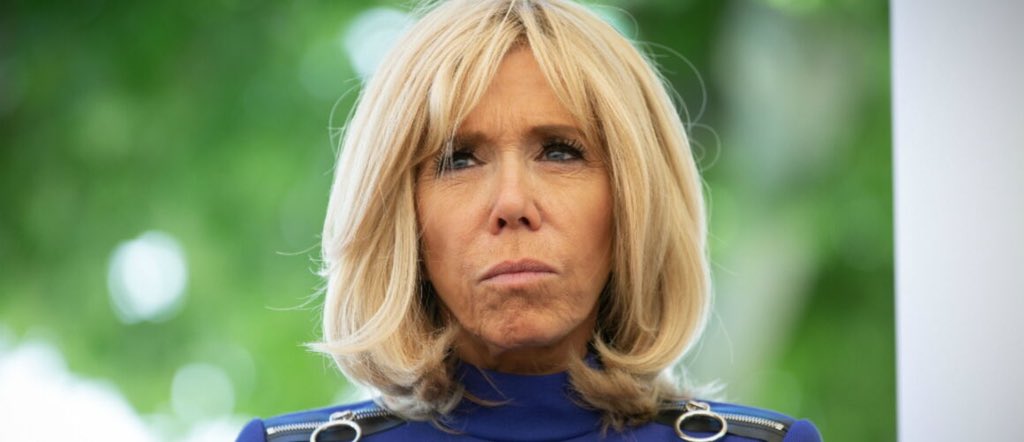 Today is the Mother’s Day, happy day to all the mothers and may God protect them. #Brigittemacron see u next for the Father’s Day. Kiss… #jeanmicheltrogneux