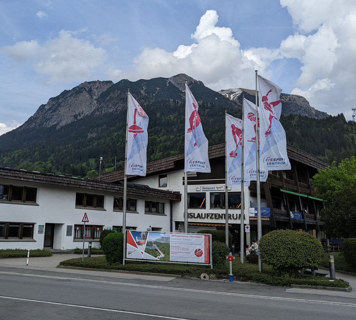 Hello once again Oberstdorf, old friend...