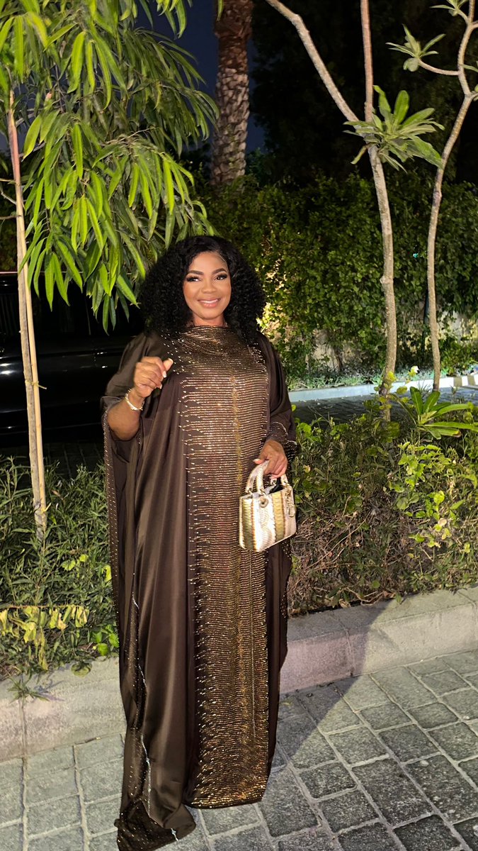 Serwaa_Amihere's tweet image. Happy Mother’s Day to my Mama  and my sister. 
And to all the women here ❤️❤️