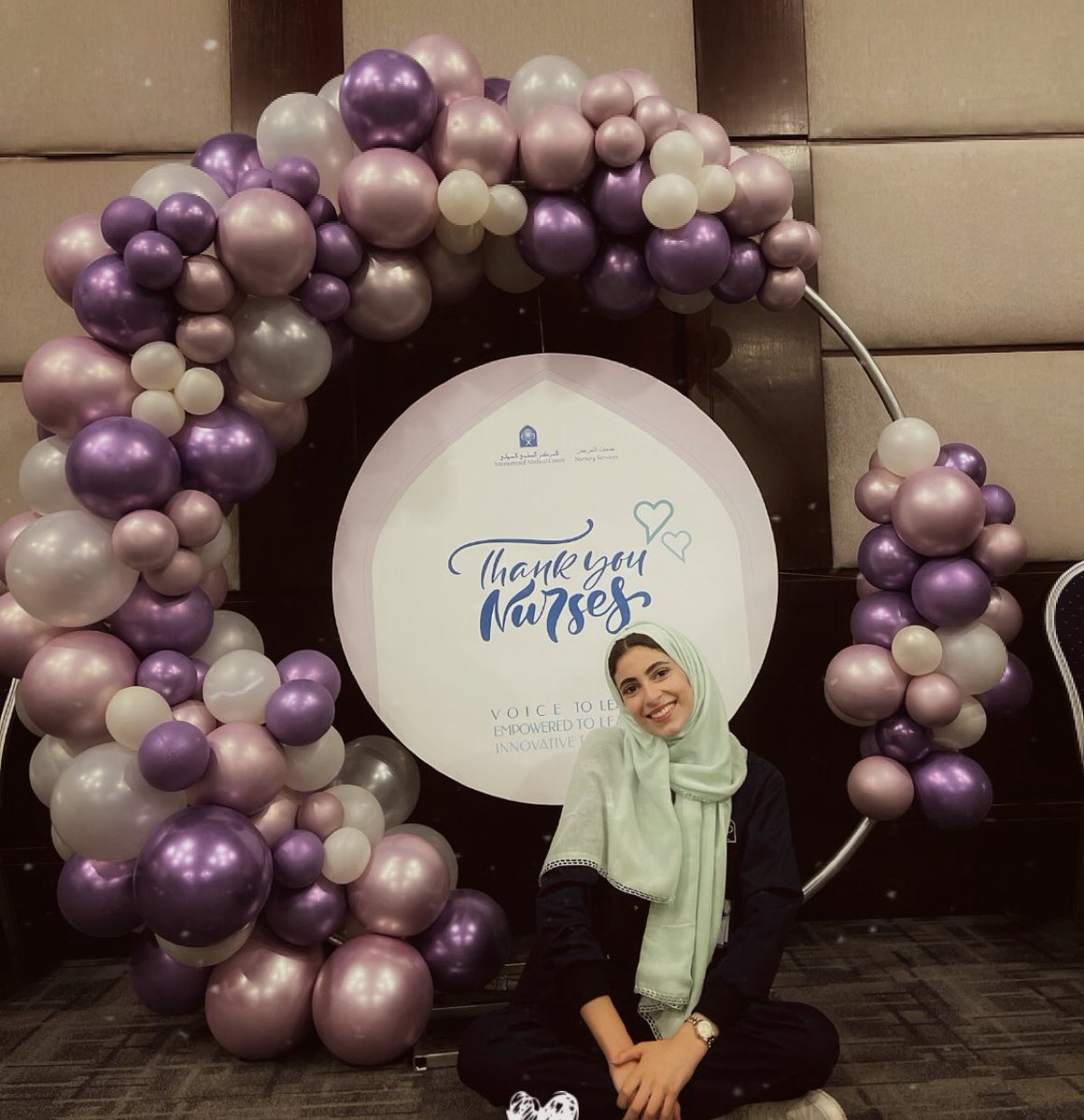 mahaidreess's tweet photo. Happy Nursing Day🤍
الحمدلله الذي اختارني ويسرني لهذا، ما كنت لأفعل لولا أن الله مكنني🤍 
#يوم_التمريض_العالمي https://t.co/bKjDBcVSHv
