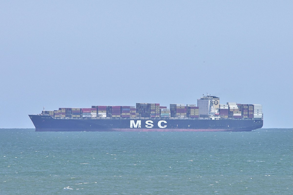 The MSC ESTHI, IMO:9304411 en route to Virginia International Gateway (VIG) Portsmouth, Virginia, flying the flag of Panama 🇵🇦. #ShipsInPics #ContainerShip #MSCEsthi