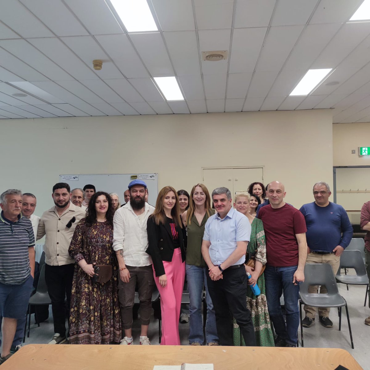 Brilliant to meet the Armenian community in Dundrum today, a community with its own experience of genocide. As genocide continues in Gaza, a reminder of the need for solidarity, to fight against all forms of dehumanisation, and to recognise and remember all victims.