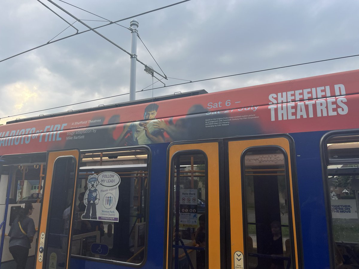 Super fun (@SY_Supertram) trip to @pcasheffield in Attercliffe for @SheffieldSharks v @CheshireNix. All great except the result, and our tram was plugging @crucibletheatre #ChariotsofFire 😀🏀 #sheffieldissuper