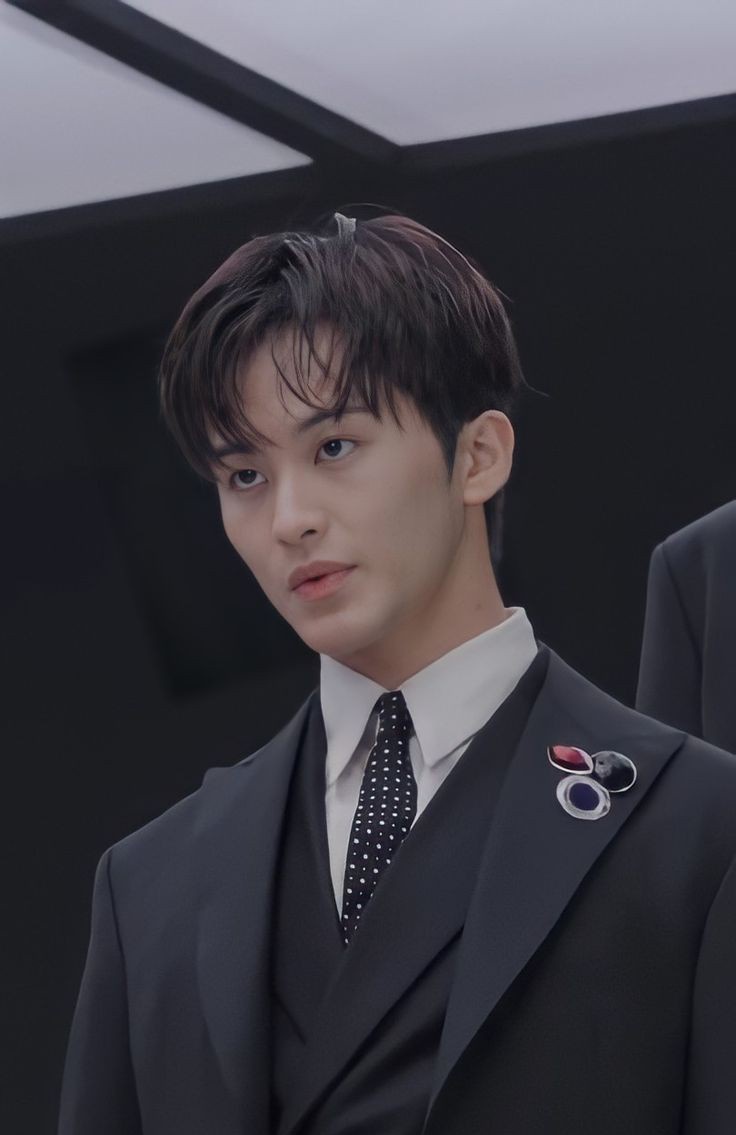 piscesagurl's tweet photo. Markhyuck au
—; heart bussiness

Dua pebisnis muda yang tak sengaja bertemu dan melakukan kolaborasi bisnis namun lambat laun hati turut andil didalamnya.

•written by piscesagurl https://t.co/fBIeNPDVwz